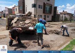 Continúa los trabajos de mantenimiento a vialidades en Tepatitlán