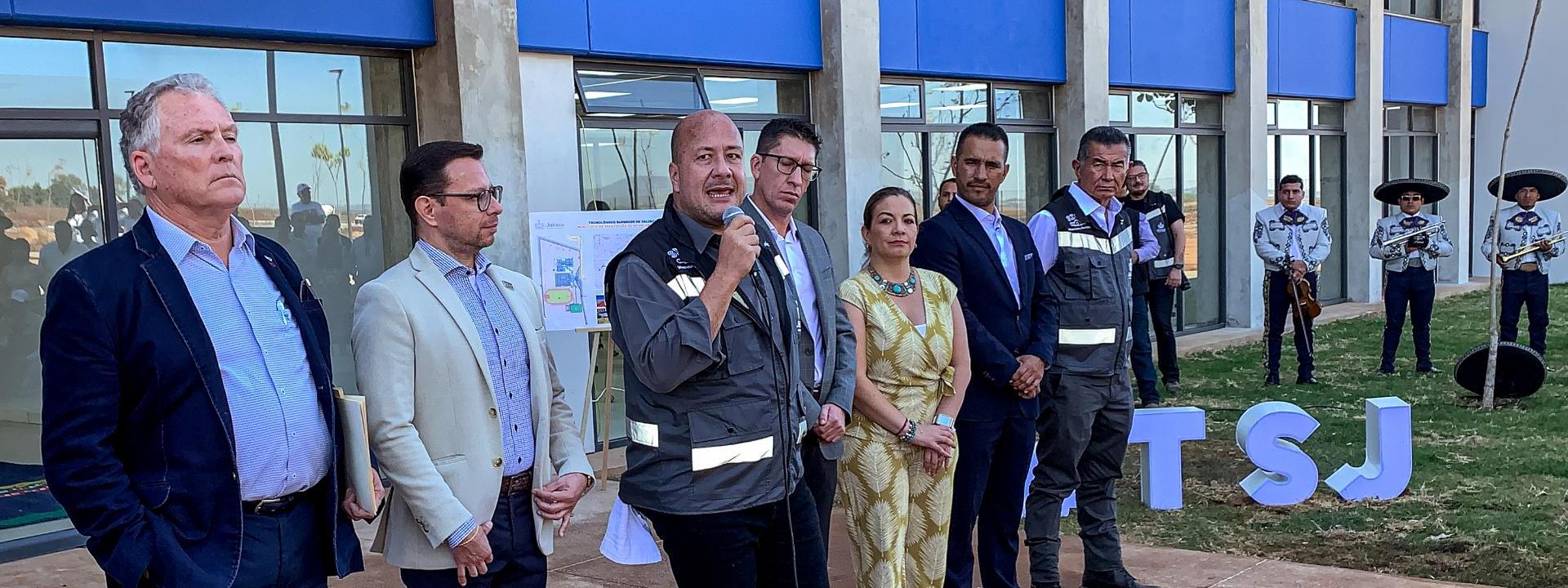 De visita por Tepa, el Gobernador de Jalisco inaugura las instalaciones del Tecnológico Superior de Jalisco