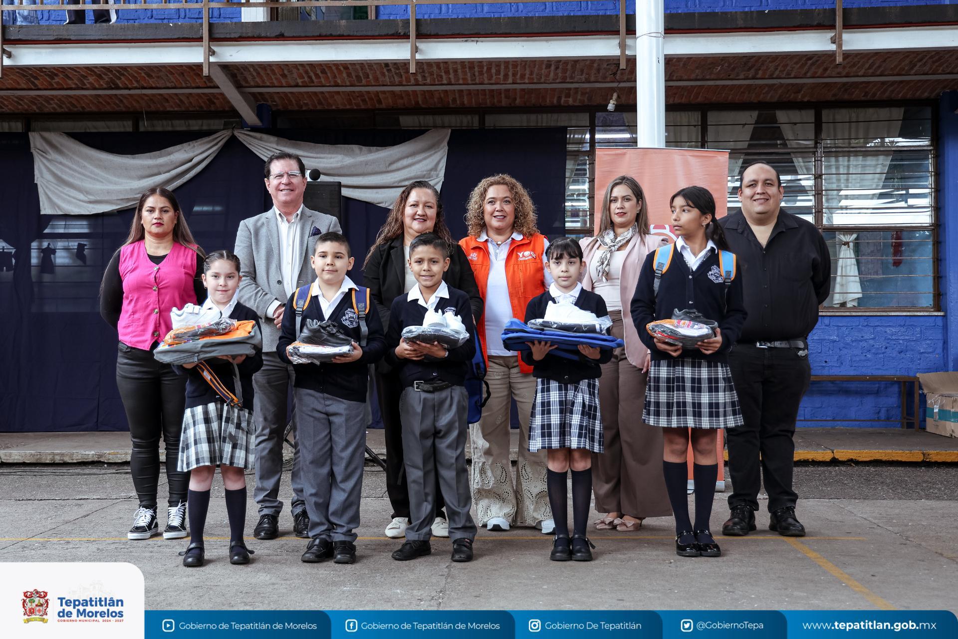 “Acciones por la educación y tu economía” llega a los alumnos de escuelas públicas de Tepatitlán